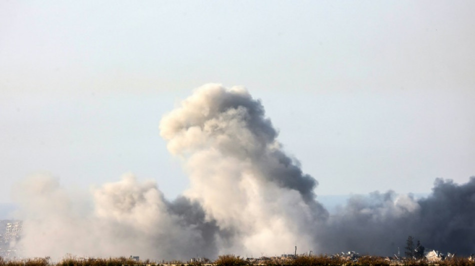 Bombardeos israel&iacute;es dejan 14 muertos en Gaza