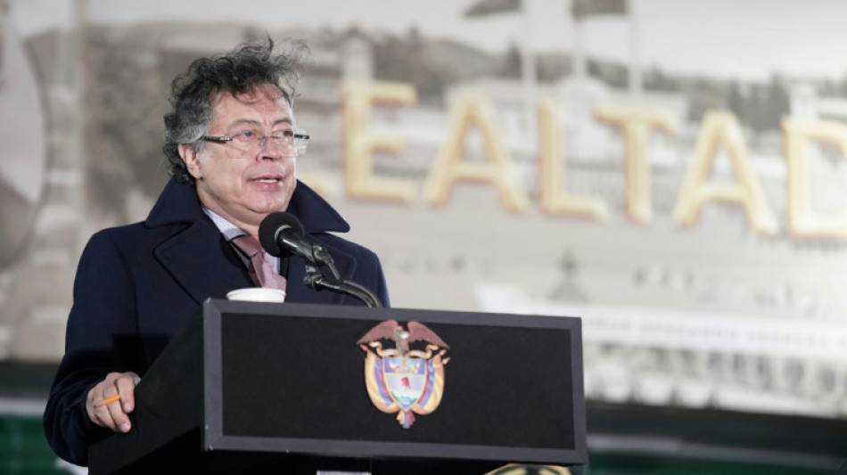 Petro diz que EUA bombardeou laborat&oacute;rio de coca&iacute;na na cidade venezuelana de Maracaibo