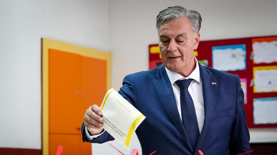Bosnia, Dodik annuncia la vittoria del suo candidato Karan
