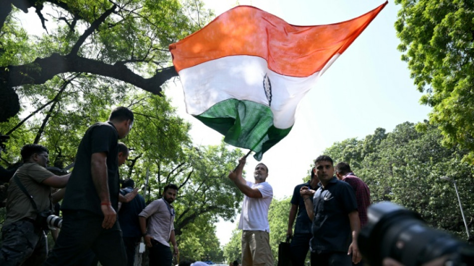 Inde : le chef de l'opposition bri&egrave;vement interpell&eacute; dans une marche contre la Commission &eacute;lectorale