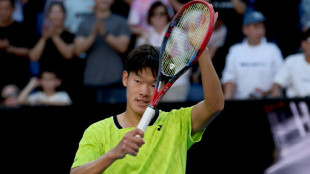 Young star Zheng may have to give back Australian Open prize money