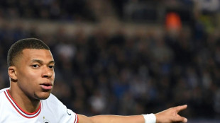L1: Mbapp&eacute; reste, le Paris SG jubile 