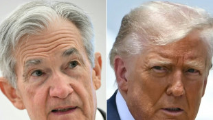 Trump visita Fed entre críticas ao chefe do órgão