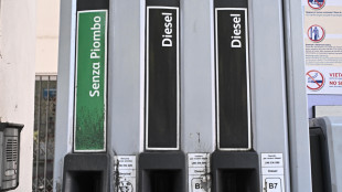 Stabile in citt&agrave; il prezzo self di benzina (2,010 euro). Gasolio a 2,131 euro