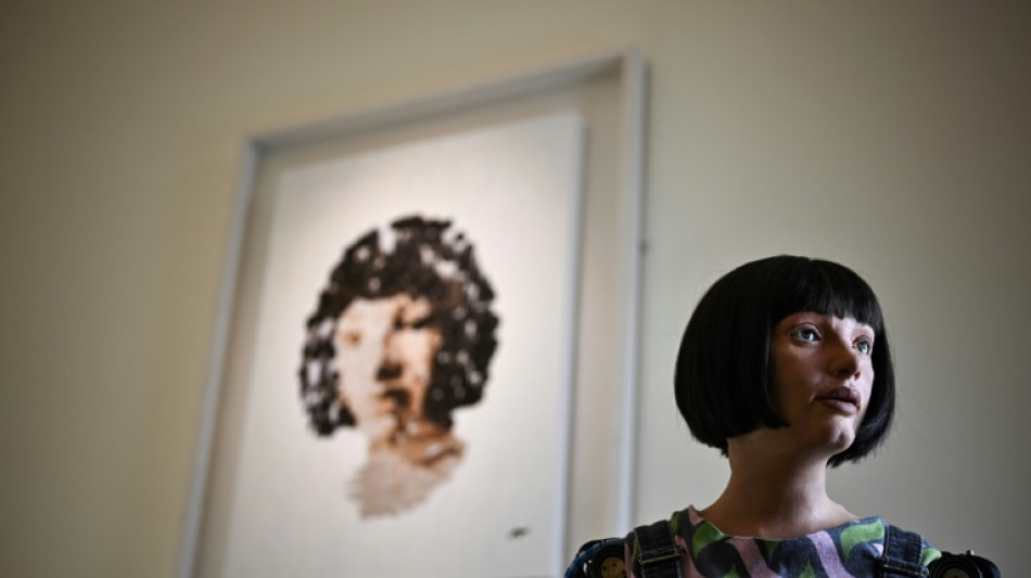 Primeiro leil&atilde;o de obra feita por rob&ocirc; arrecada US$ 1,08 milh&atilde;o