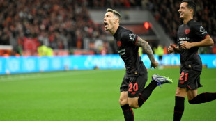 Leverkusen vence Eintracht (3-1) na estreia do técnico Hjulmand