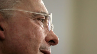 Colômbia aguarda decisão contra ex-presidente Uribe por subornar paramilitares