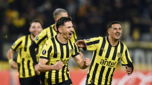 Atlético-MG perde para Peñarol (2-0) no Grupo G da Libertadores