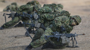 Japón propone un presupuesto de defensa récord que amplía su arsenal de drones