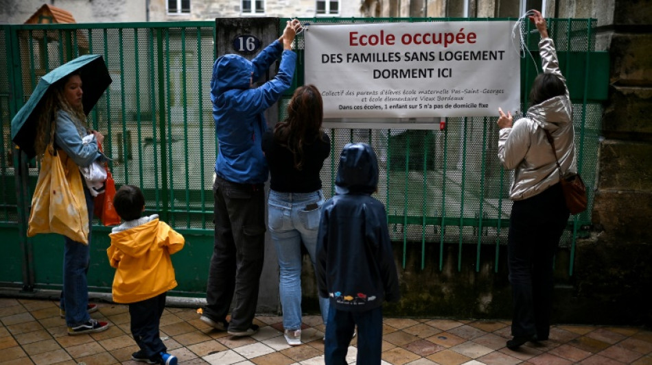 Les parents d'&eacute;l&egrave;ves, dernier rempart pour emp&ecirc;cher des enfants de dormir dans la rue