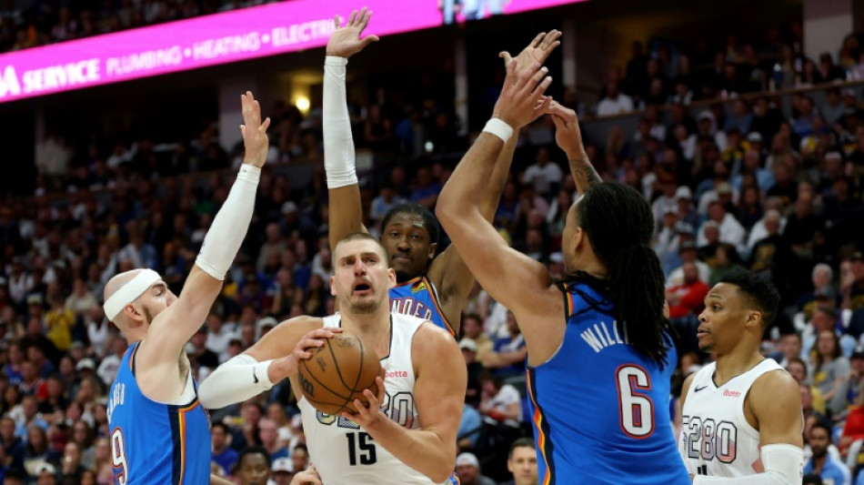 Jokic, Strawther star as Nuggets down Thunder to tie series