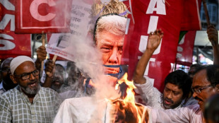 Trump thumbs nose at decades of India courtship