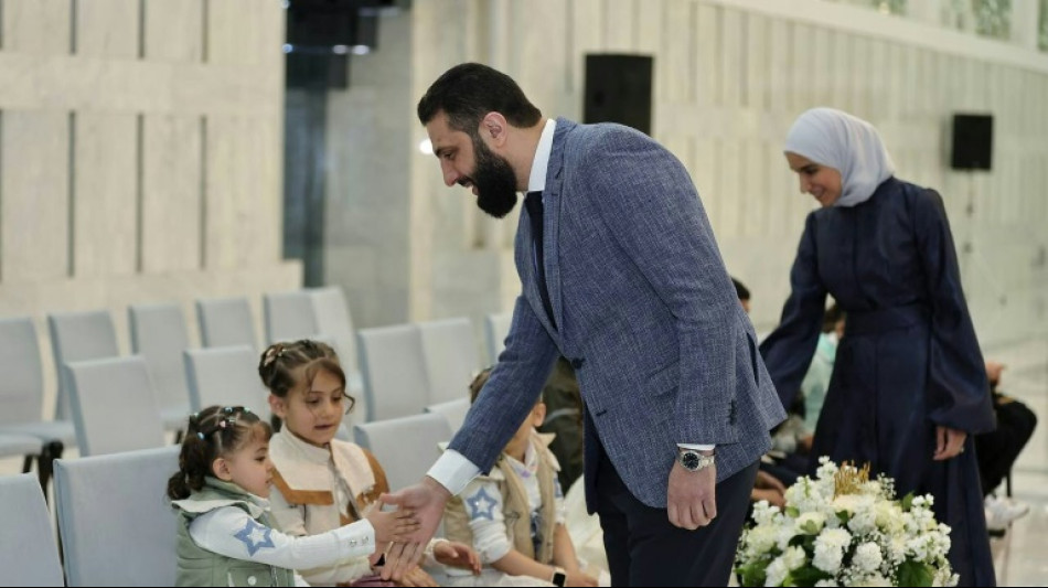 Macron recibirá al presidente de Siria en su primera visita a Europa