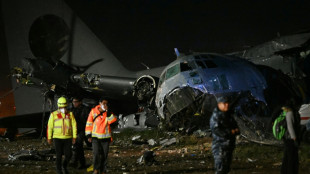 Acidente com avi&atilde;o militar deixa ao menos 15 mortos na Bol&iacute;via
