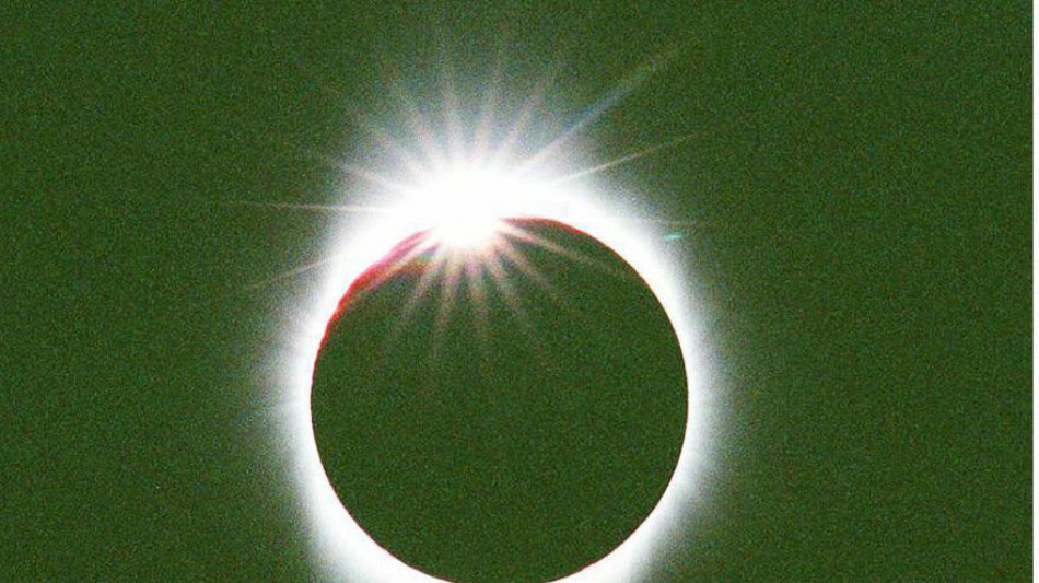 Il 17 febbraio un anello di fuoco sull'Antartide