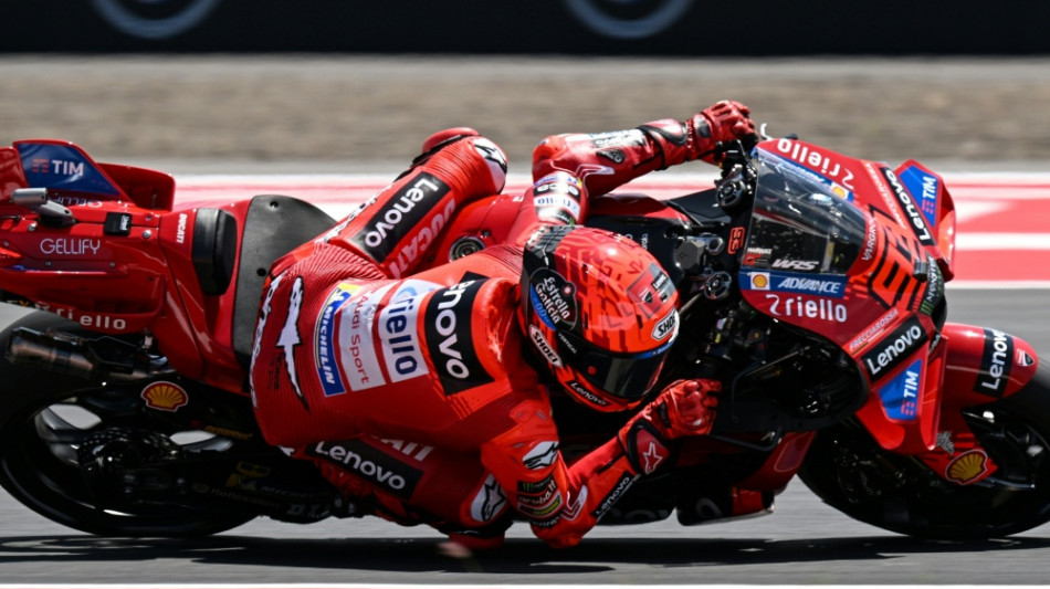 Weltmeister M&aacute;rquez bei Sturz verletzt