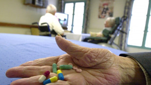 Sant&eacute;: campagne sur les dangers d'une surm&eacute;dication des seniors