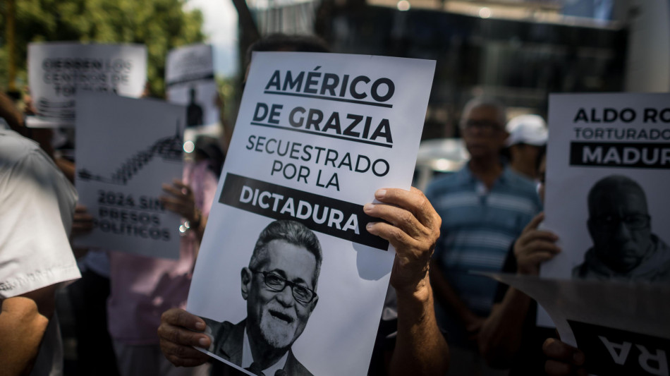 De Grazia da un anno in isolamento nel carcere di Caracas
