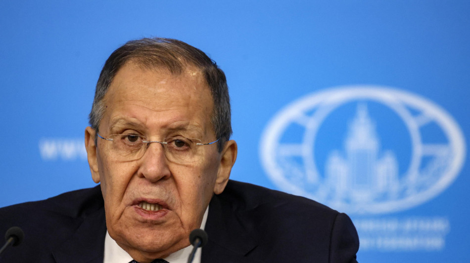 Lavrov denuncia la 'legge del pi&ugrave; forte' nei rapporti internazionali
