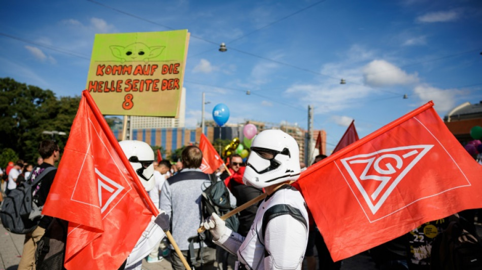 Warnstreiks in der Metall- und Elektroindustrie ab Mitternacht