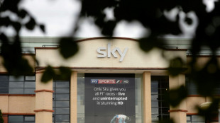 El grupo de medios británico Sky analiza suprimir 2.000 empleos
