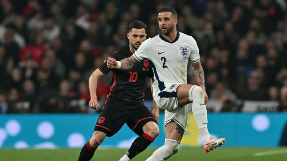 Kyle Walker anuncia aposentadoria da sele&ccedil;&atilde;o inglesa