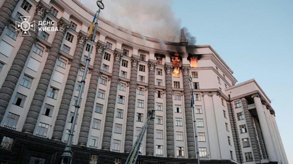 Regierungssitz in Kiew bei schwersten russischen Angriffen seit Kriegsbeginn getroffen