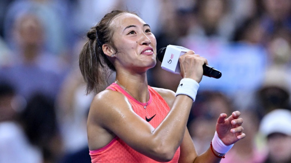 Tennis: P&eacute;kin f&ecirc;te sa nouvelle star Zheng Qinwen