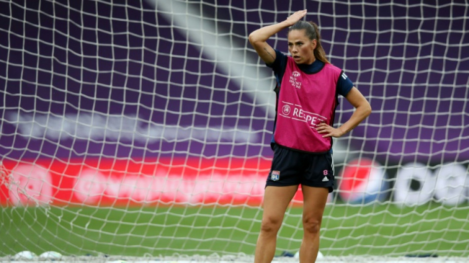 Foot: l'Islandaise Gunnarsdottir, enceinte en 2021, avait vu son salaire coup&eacute; par l'OL