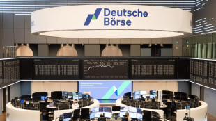 Borsa: l'Europa apre contrastata, timori per le tensioni in Medio Oriente