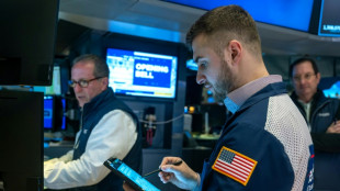 Wall Street termine en hausse, nouveau record en cl&ocirc;ture pour le S&P 500