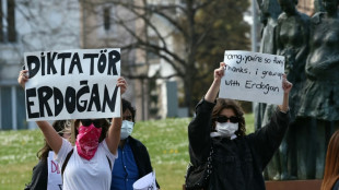 Turkey escalates media crackdown over protest coverage