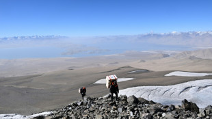Pour les glaciologues, la joie de toucher le fond et ses mystères