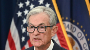 Powell advierte sobre riesgos de inflación si la Fed recorta tasas "demasiado agresivamente"