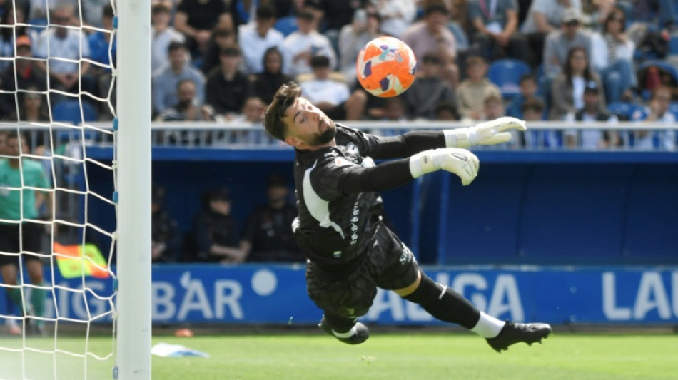 Atletico held at Alaves in dry Liga draw