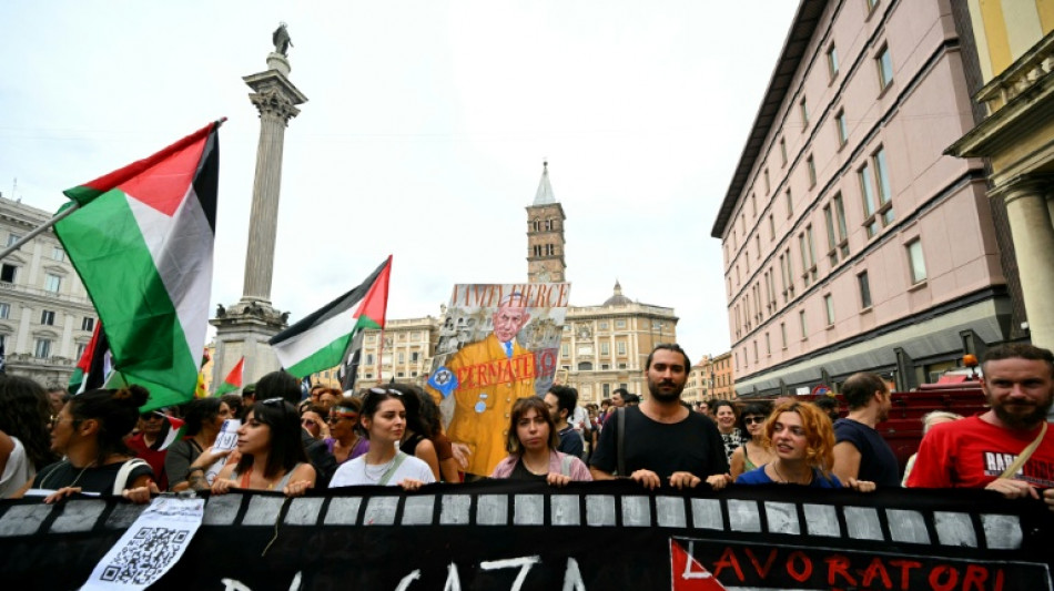 Gaza: dizaines de milliers de manifestants à travers l'Italie, heurts à Milan