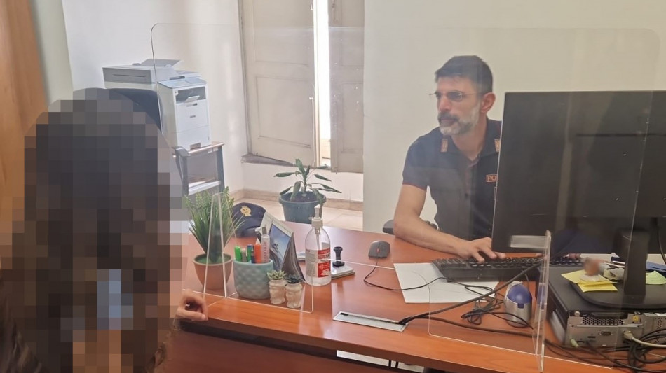Violenza sessuale su due turiste, tre arresti nel Catanese