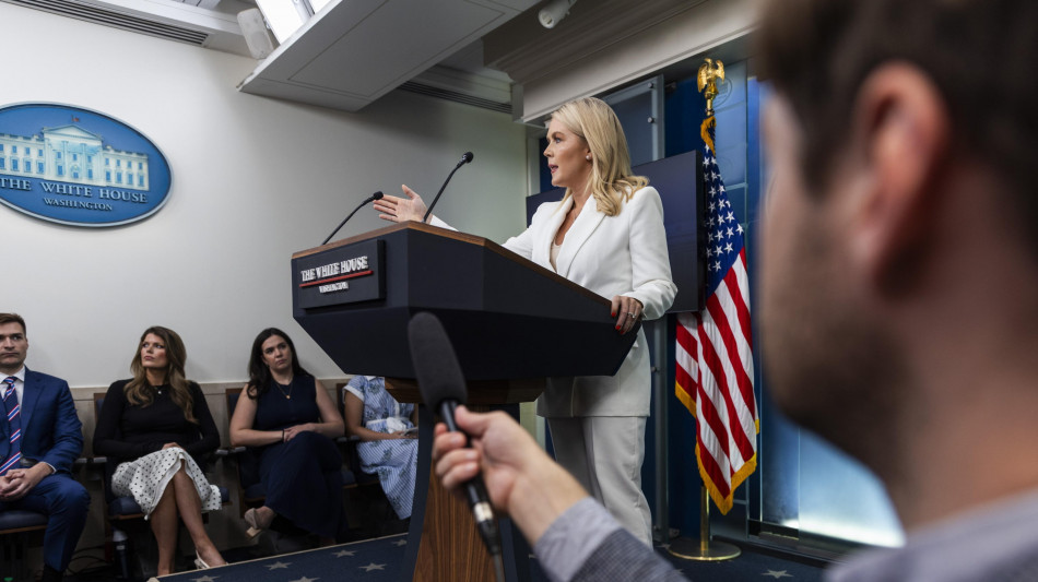 Casa Bianca, Trump firmerà il rinvio dei dazi al 1 agosto