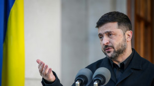 Zelensky pede fim da guerra e n&atilde;o apenas 'pausa' nos combates