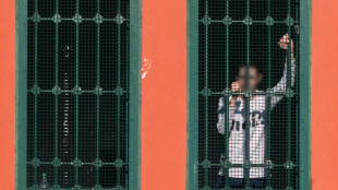 Rapporti intimi in carcere, 2 ore e porta non chiusa