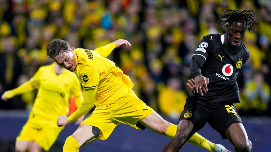 Pleite im Eiswind: BVB vermasselt den Kunstrasentest