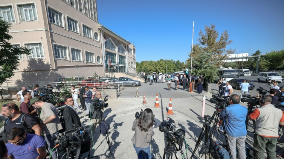 Parteichef droht Absetzung: Gerichtsentscheidung zur CHP in der Türkei verschoben