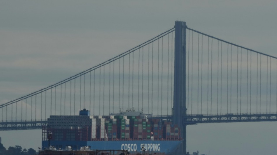Etats-Unis: les dockers commencent leur gr&egrave;ve apr&egrave;s l'&eacute;chec de n&eacute;gociations
