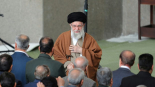 El líder supremo de Irán promete una "respuesta firme" en caso de ataque