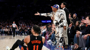 Reigning champ Knicks earn first win against Pistons