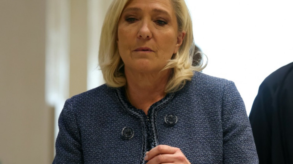 Le Pen zu vierjähriger Haftstrafe und fünf Jahren Kandidaturverbot verurteilt