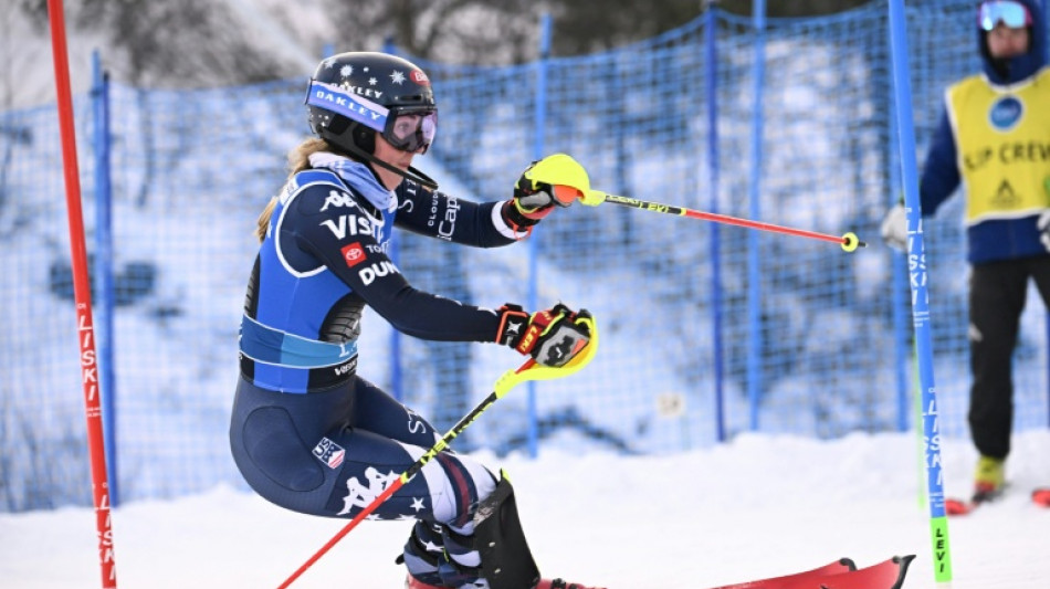 Dominant Shiffrin leads after first slalom run in Levi