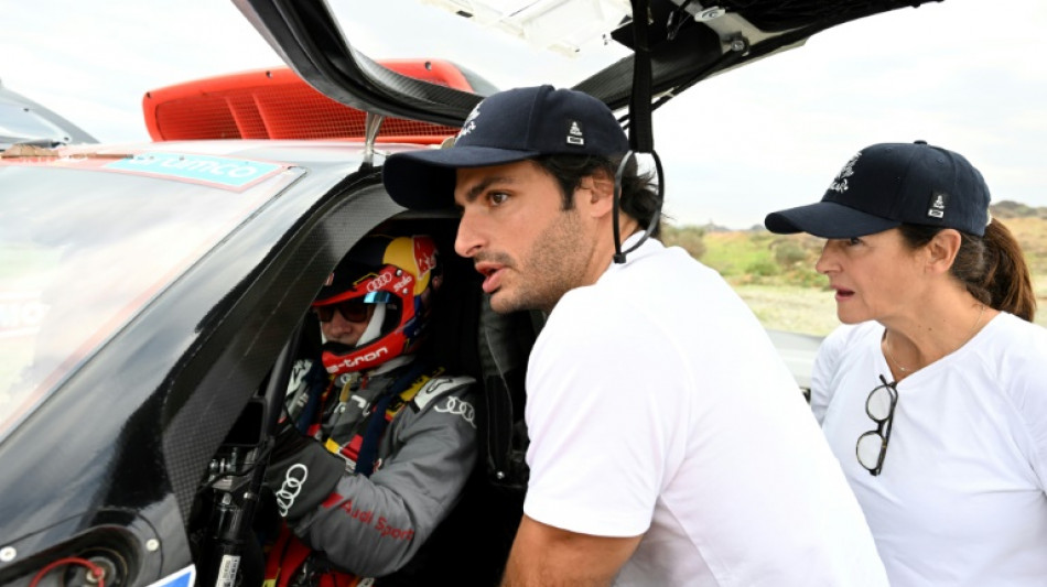 Al-Attiyah, vencedor de la segunda etapa en autos en el Dakar, Carlos Sainz l&iacute;der