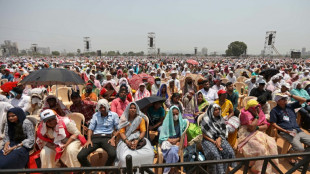 Once personas mueren por insolación en un evento masivo en India