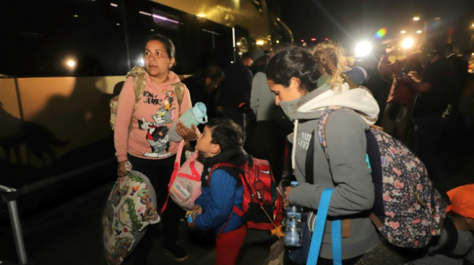Migrantes varados en frontera Chile- Per&uacute; retornan a Venezuela 